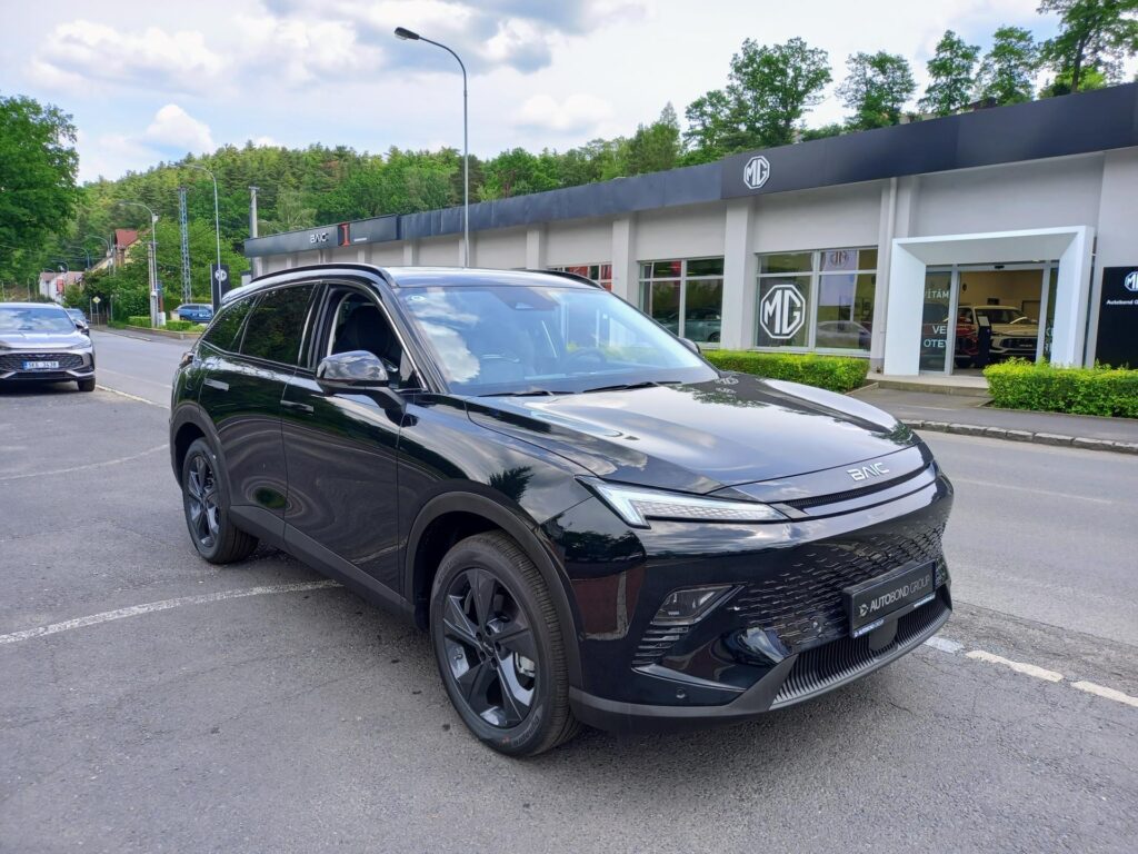 BAIC X55  ALL IN 1.5T 130kW 4×2 7DCT