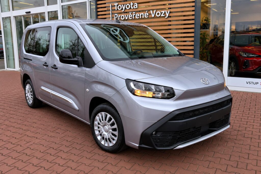 Toyota Proace City Verso  1,5 D 8AT 130K BUSINESS