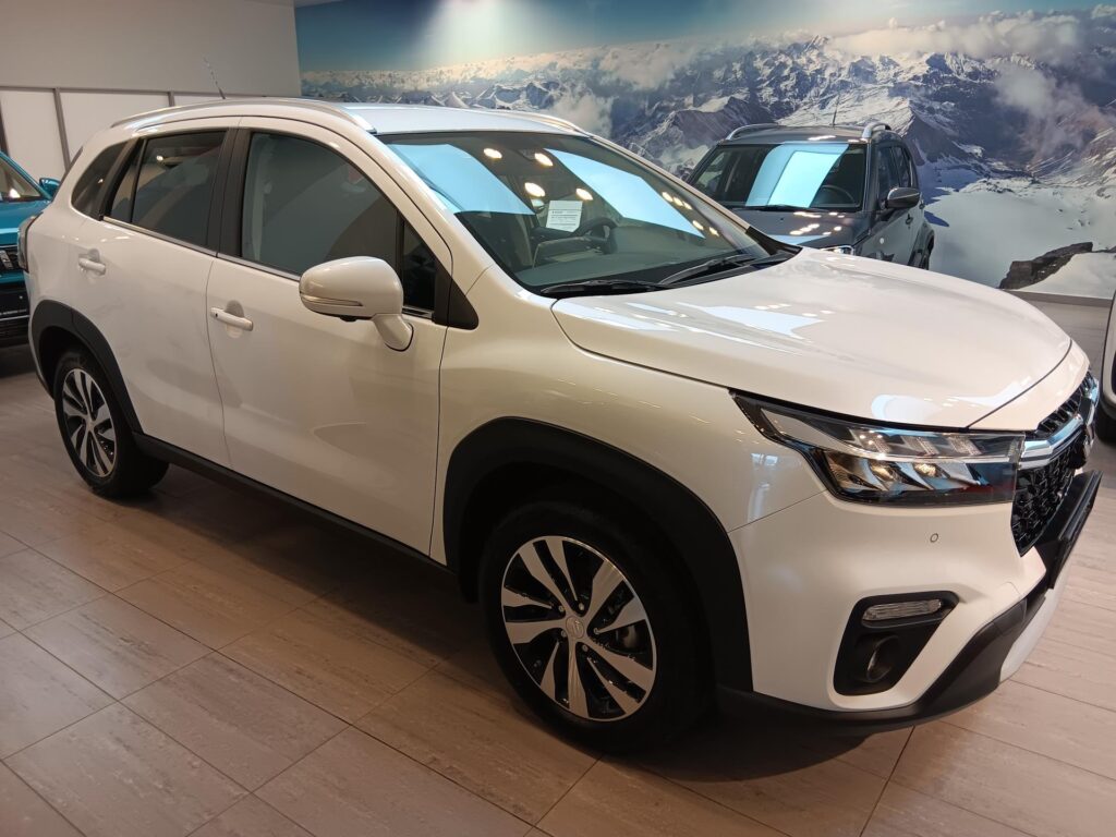 Suzuki S-Cross  ELEGANCE 1.4 HYBRID M/T 4x4