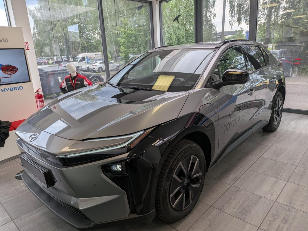 Toyota bZ4X  Style (224 koní) akumulátor 73,1 kWh