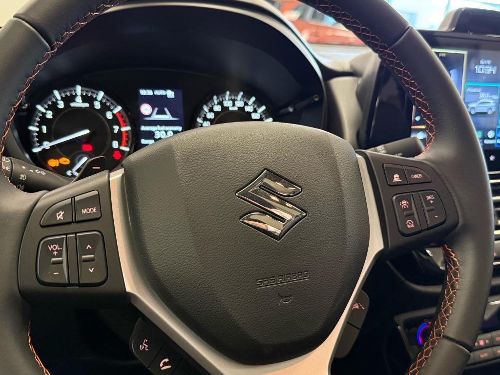 Suzuki S-Cross  ELEGANCE 1,4  M/T 4x2 BE