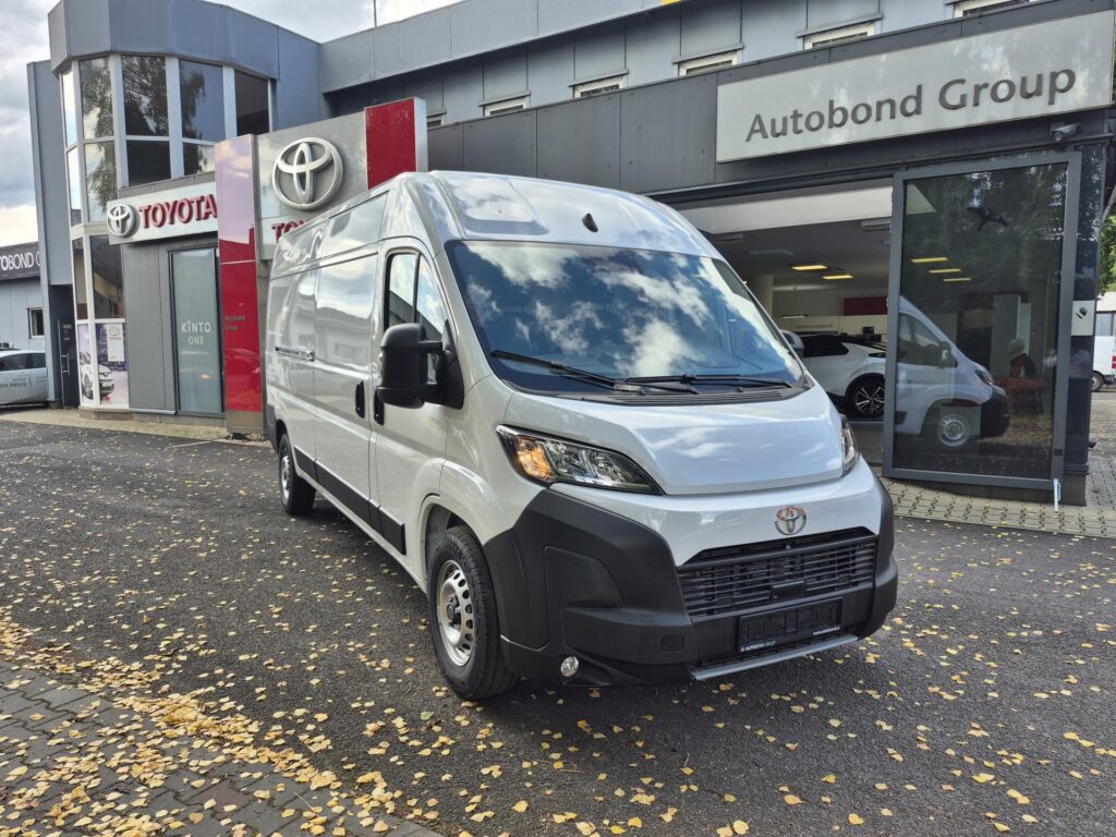 Toyota Proace Max  2.2L Diesel Active 140K + dřevěná podlaha ZDARMA