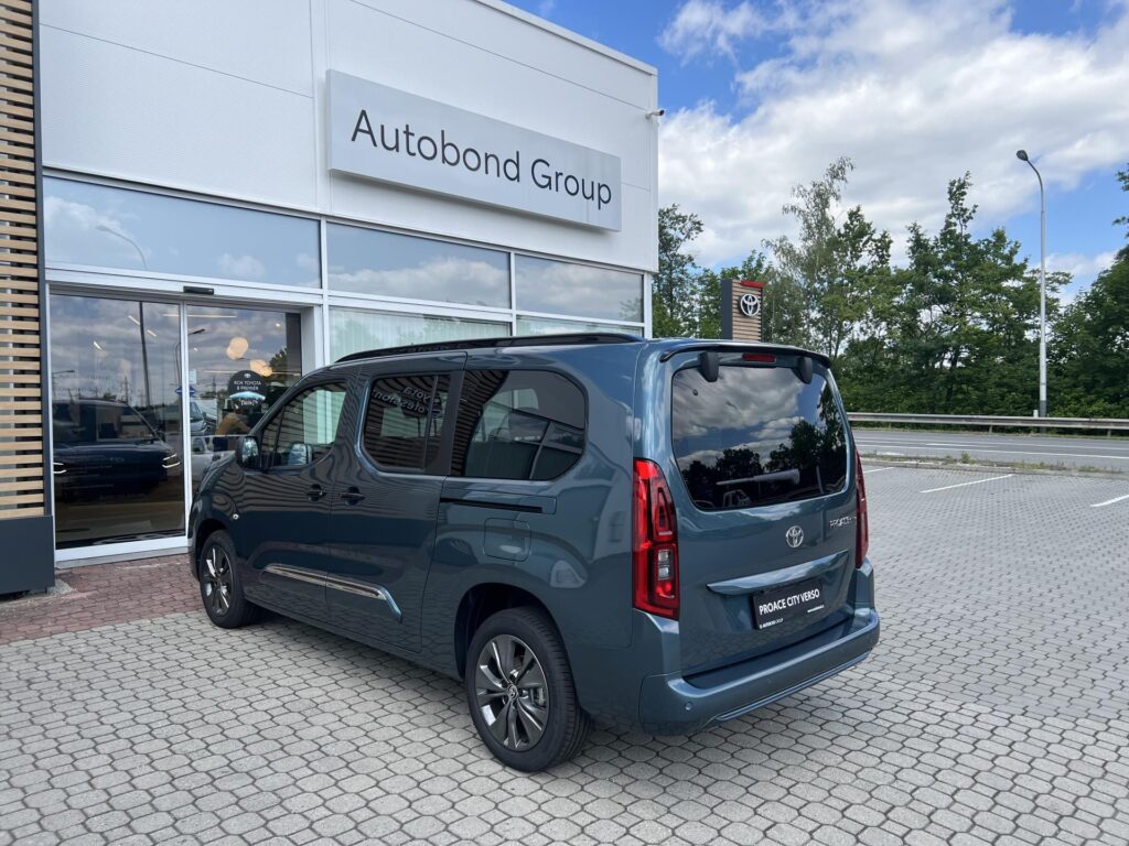 Toyota Proace City Verso  1.5D 6MT Family
