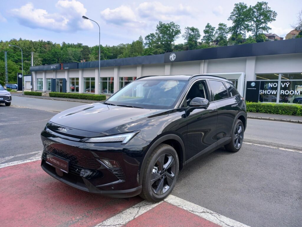 BAIC X55  ALL IN 1.5T 130kW 4×2 7DCT