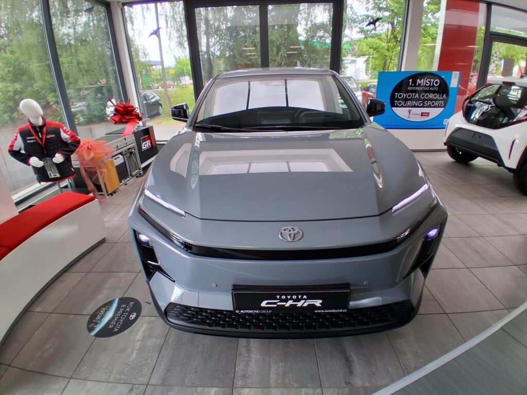Toyota C-HR  Style 2x4 57,7 kWh