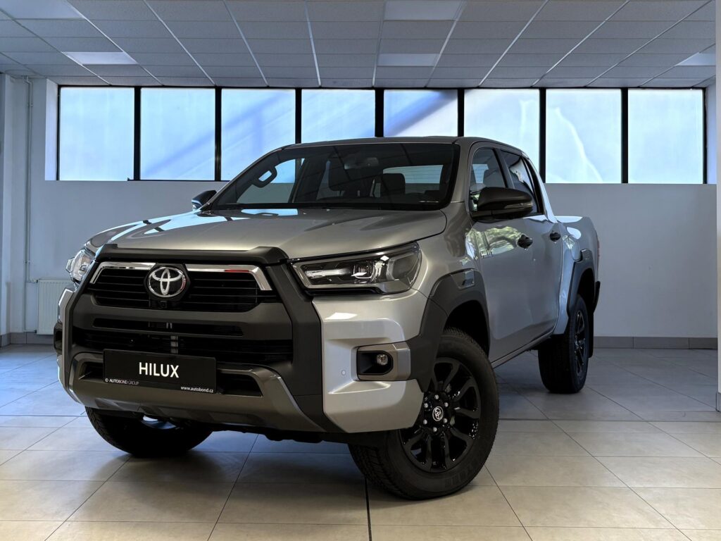 Toyota Hilux  2,8 Diesel, 6st (4x4),4D Double Cab, Invincible+tažné