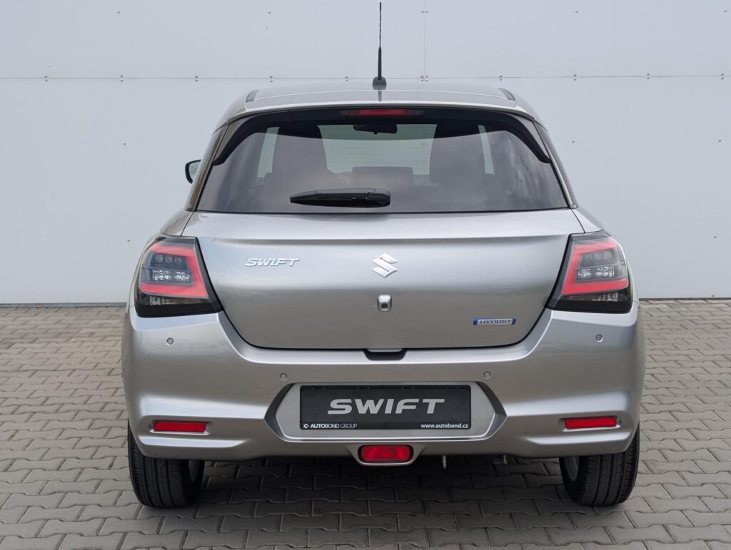 Suzuki Swift  PREMIUM 1.2 HYBRID M/T 4x2