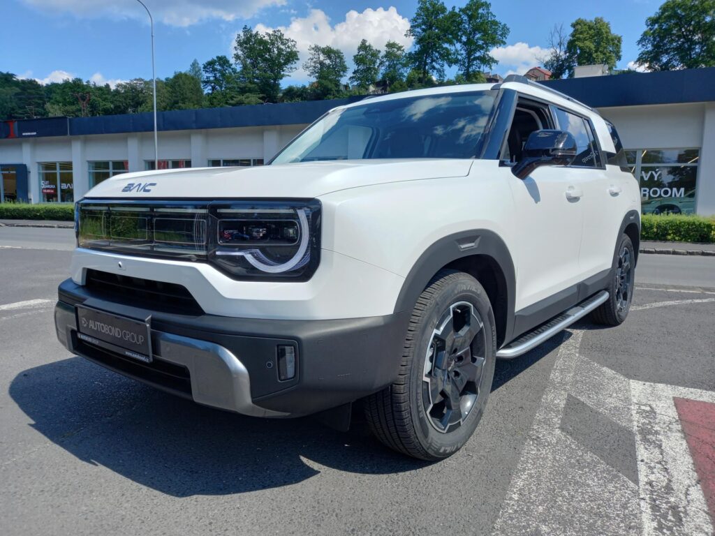 BAIC BJ30  ALL IN 1.5T 209kW HEV 4×4
