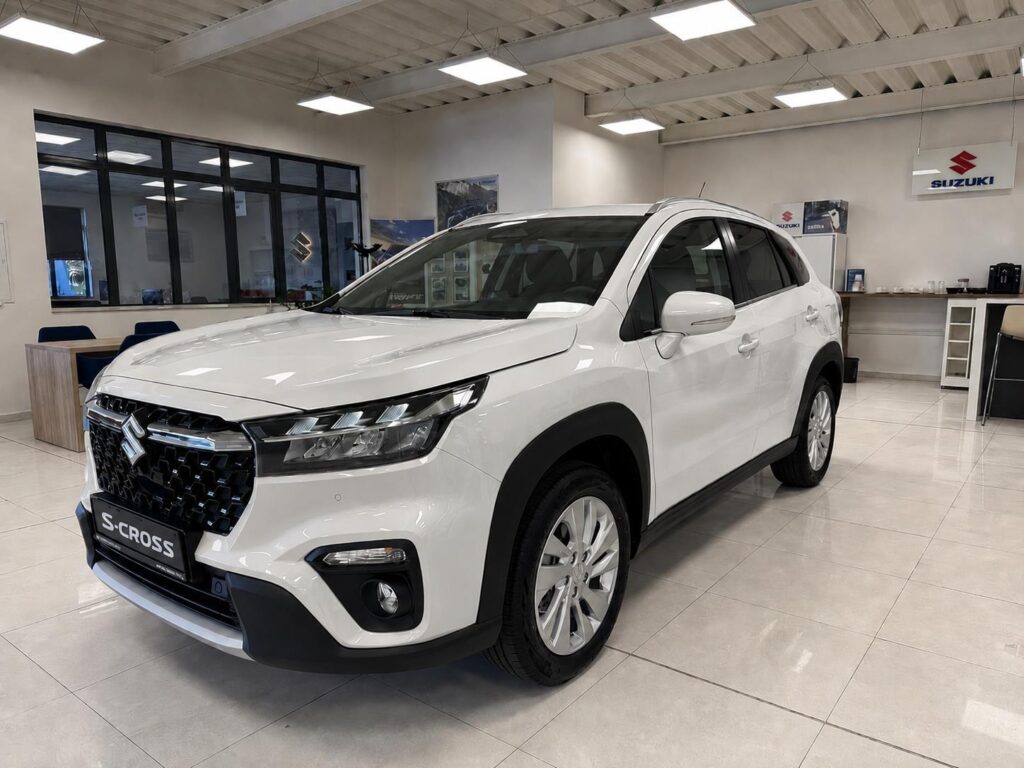 Suzuki S-Cross  PREMIUM 1,4  M/T 4x4