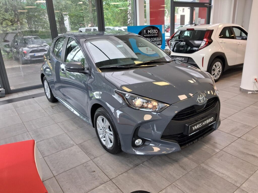 Toyota Yaris  1.5 HEV COMFORT 116K