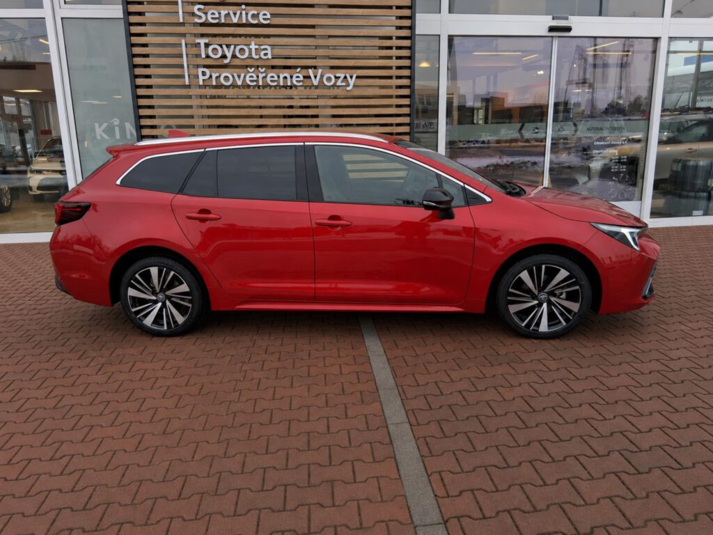 Toyota Corolla  1,8 HEV STYLE
