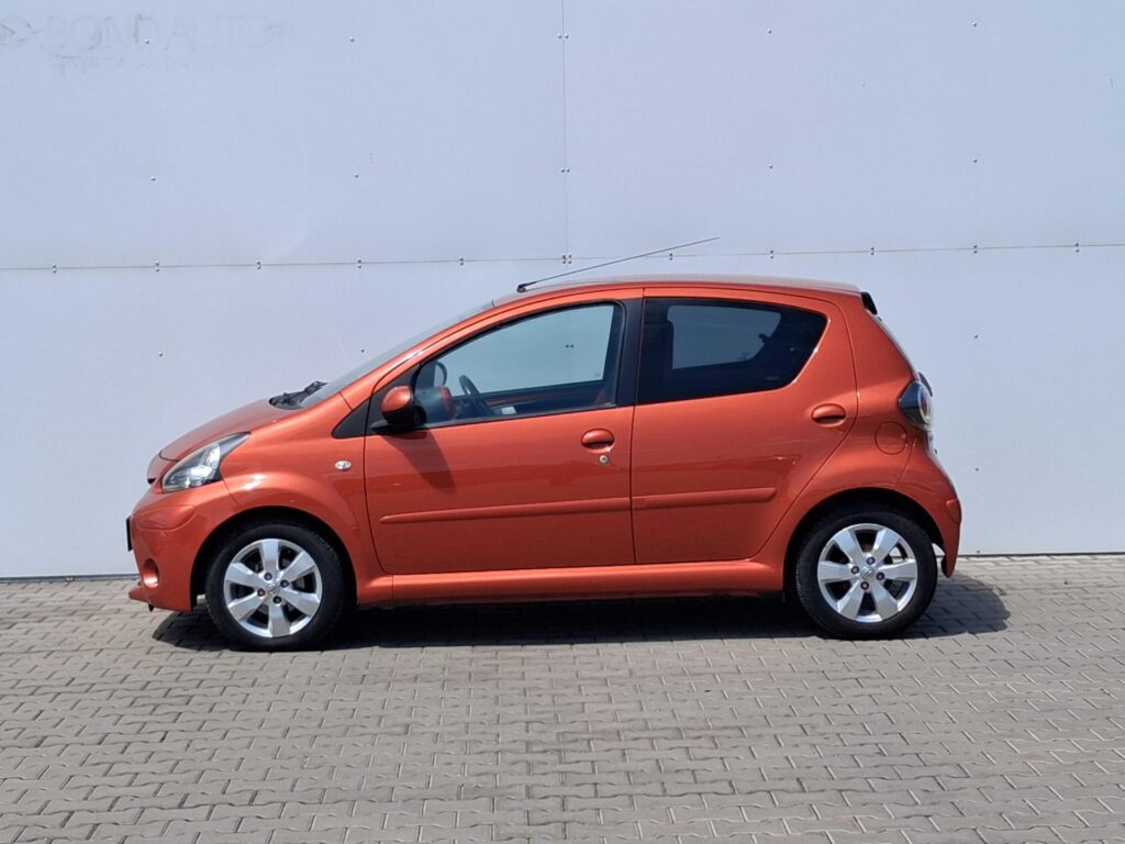Toyota Aygo  1.0 VVT-i Spice AT