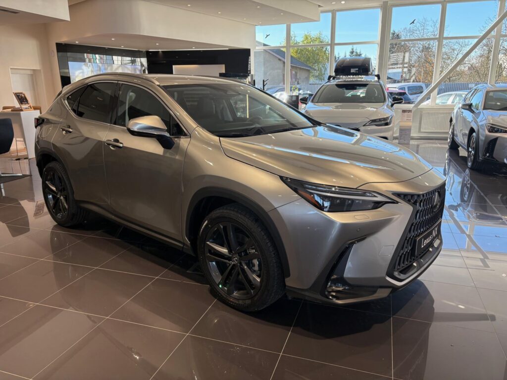 Lexus NX 350h  PRESTIGE 4x4