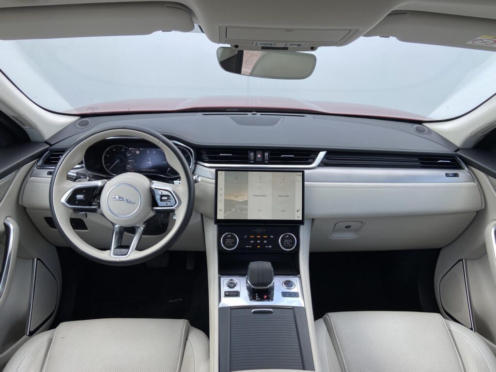 Jaguar F-Pace  P250 S 2.0 250k AWD AT
