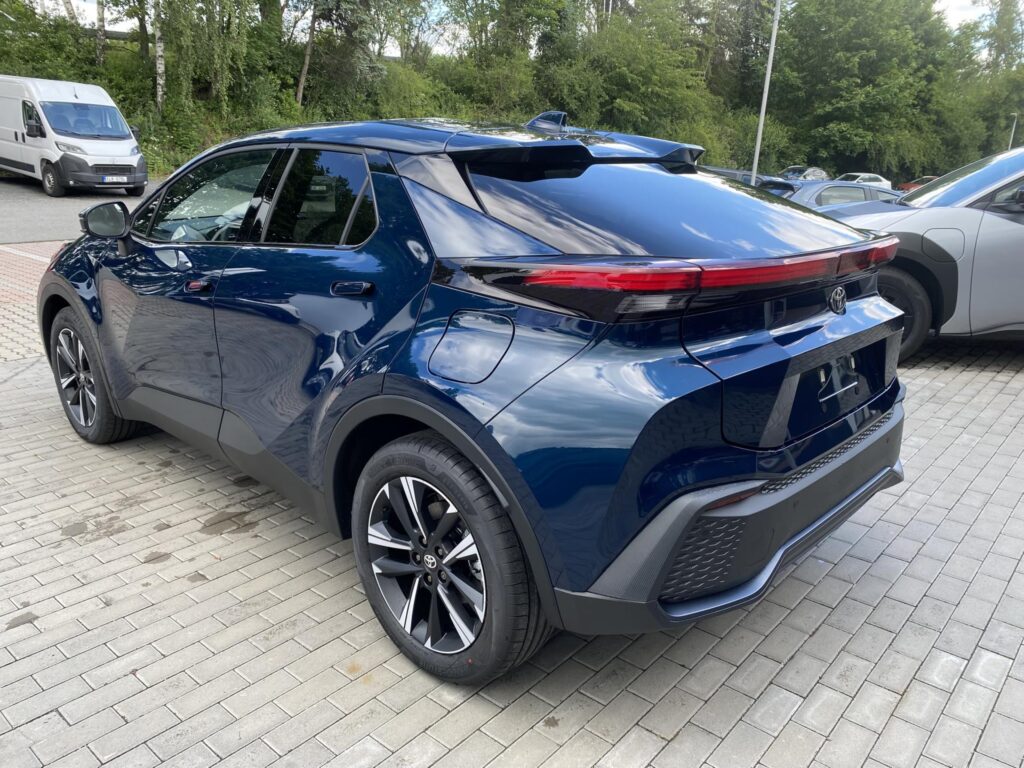 Toyota C-HR  2.0 PHEV STYLE
