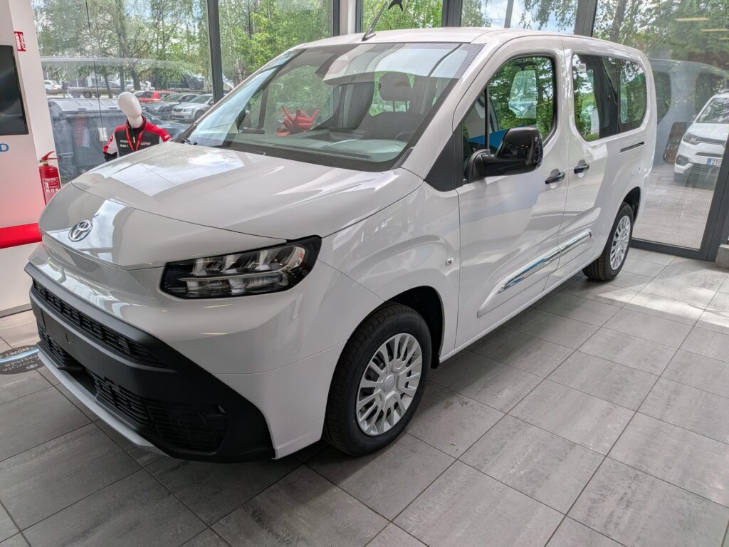 Toyota Proace City Verso  1.5l Diesel Business 130K