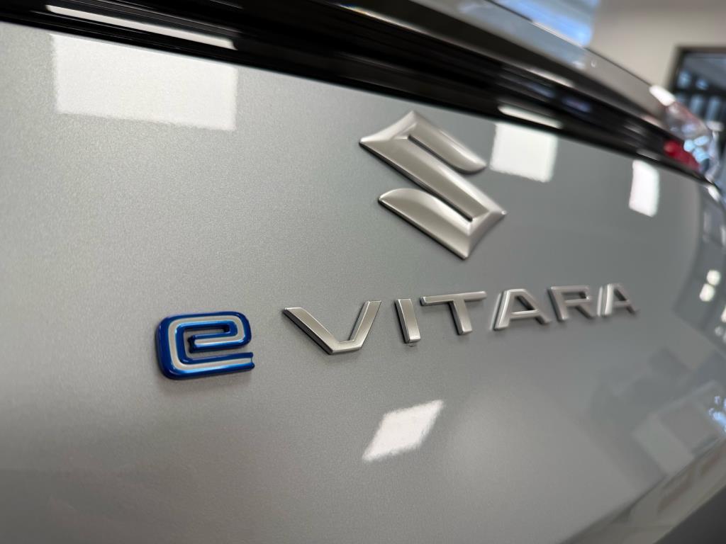 Suzuki Vitara  eVITARA 61kWh 4x4 ELE. 12/26