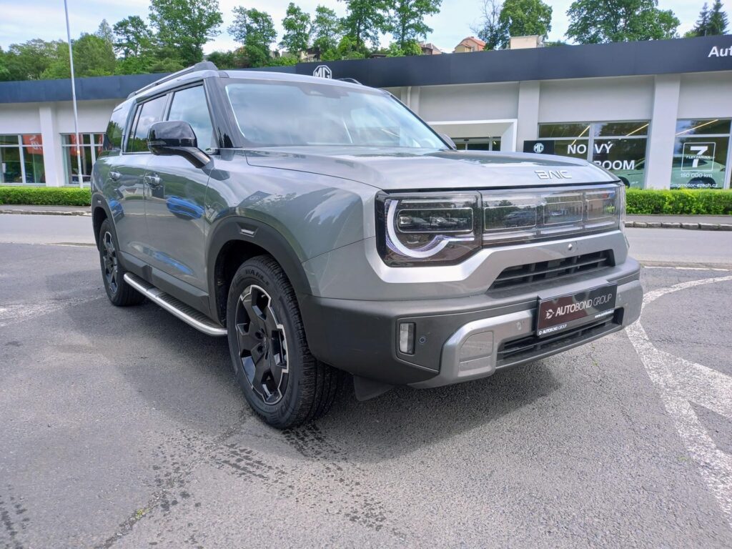 BAIC BJ30  ALL IN 1.5T 209kW HEV 4×4