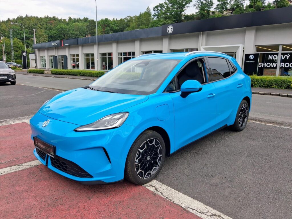 MG MG4  MG4 EV Urban EV 54kWh 118kW 1AT 4x2 PREM