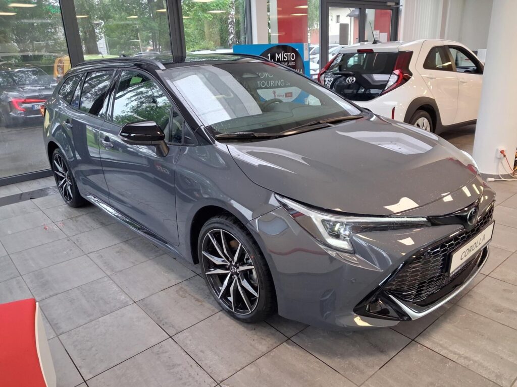 Toyota Corolla  2.0 HEV, 178K, GR SPORT