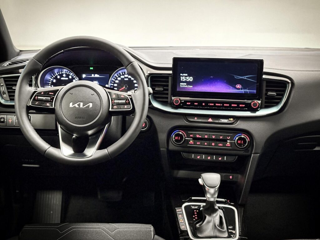 KIA XCeed  1,6 T-GDi GPF 7DCT STEEL EDITION 110 KW (2026)