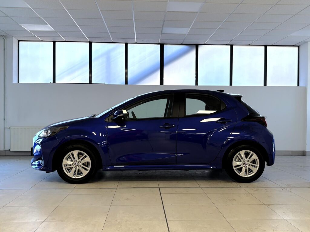 Toyota Yaris  Comfort, 1.5L. HEV, e-CVT