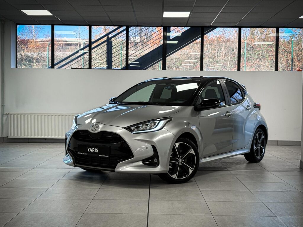 Toyota Yaris  1.5 Hybrid , e-CVT GR SPORT