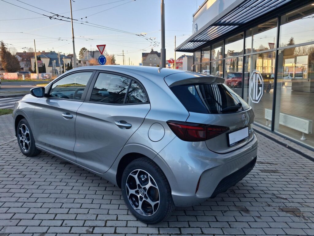 MG MG3  ELEGANCE 1.5 85kW 5MT 4x2
