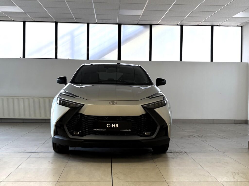 Toyota C-HR  2.0L HEV CVT Executive Premiere Edition 4×4 + ZIMNÍ KOMPLETY ZDARMA