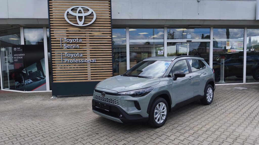 Toyota Corolla Cross  1.8 HEV  COMFORT BUSINESS