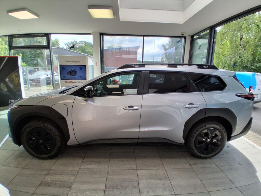 Toyota bZ4X Touring  Style 74.7 kWh, 4x4, 380K