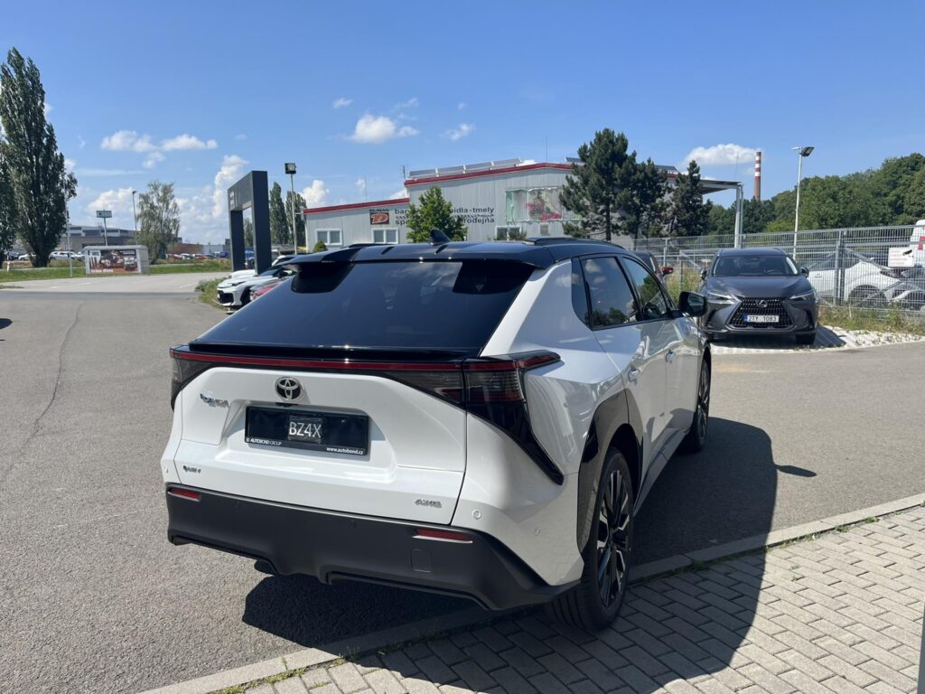 Toyota bZ4X  BEV 4x4 EXECUTIVE VIP 73,1kWh