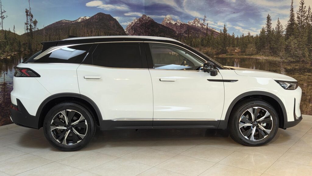 BAIC X7  1.5T 130kW 7DCT 4x2 ALL IN