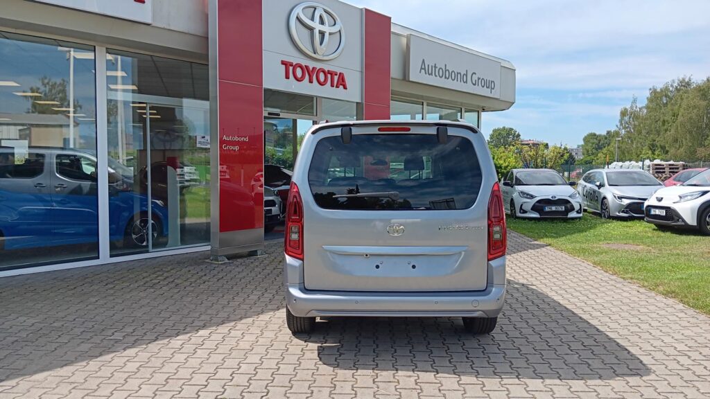 Toyota Proace City Verso  1.5 8AT VIP - TAŽNÉ ZAŘÍZENÍ PEVNÉ, STŘEŠNÍ NOSIČE