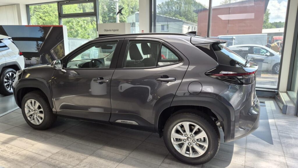 Toyota Yaris Cross  Comfort HEV 4x4, 1.5L, 130K