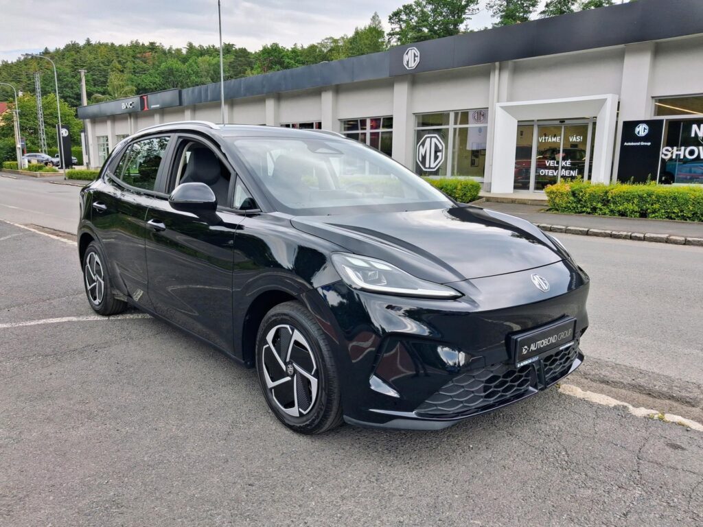 MG MG4  EV Urban EV 54kWh 118kW 1AT 4x2 COMFORT