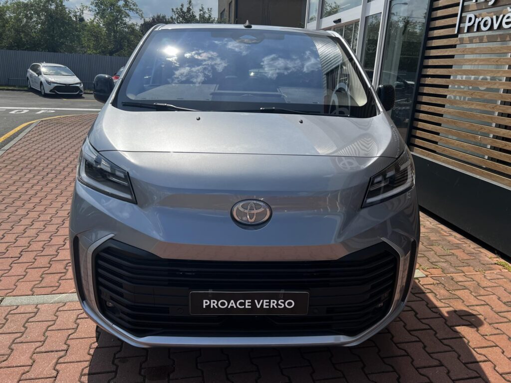 Toyota Proace Verso  2,2D 150K 6MT BUSINESS + COMFORT 8MÍST