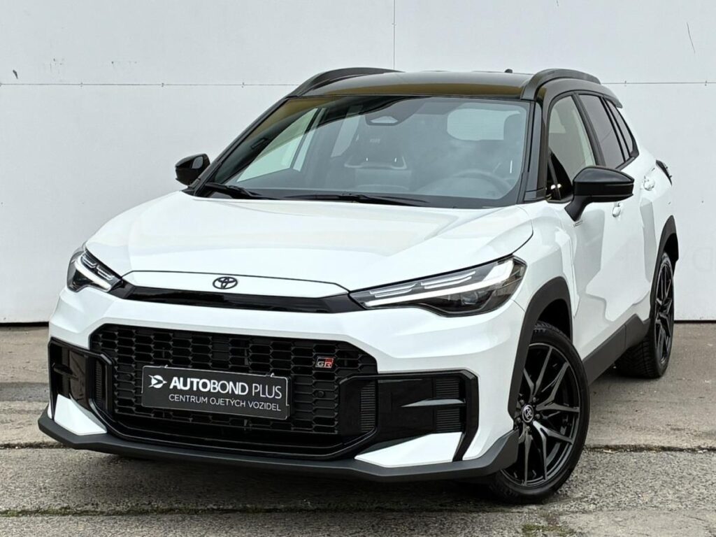 Toyota Corolla Cross  2.0 HSD e-CVT GR-Sport