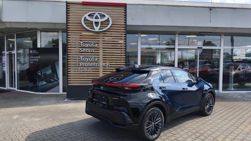 Toyota C-HR  2.0L PHEV (2x4) TOKYO EDITION