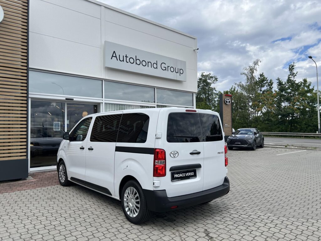 Toyota Proace Verso  2.2D 150HP 6MT Combi 8S