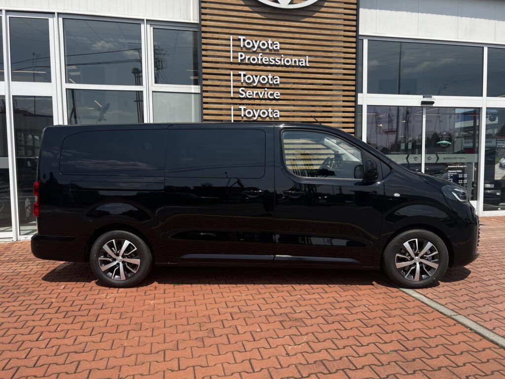 Toyota Proace Verso  2,2D 8AT 180K VIP 7 MÍST