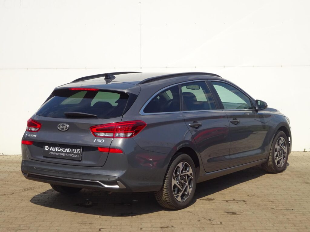 Hyundai i30  1.5 T-GDi 103kW DCT Style