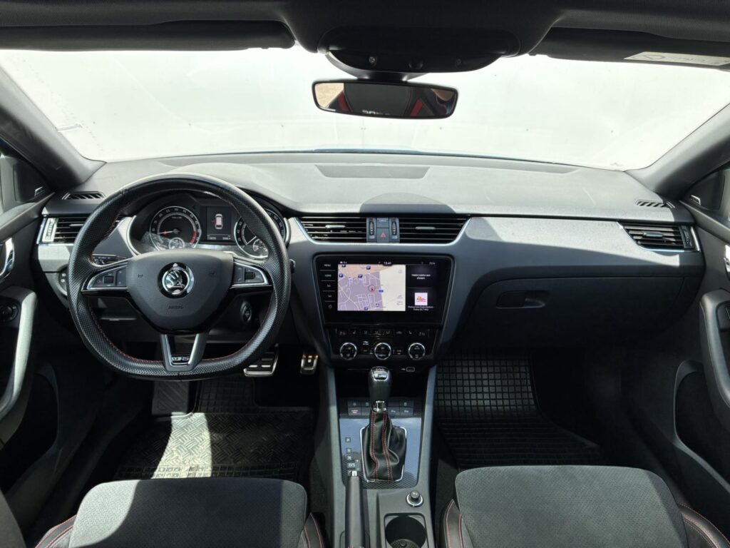 Škoda Octavia  2.0 TDI 4x4 DSG / 135 kW RS