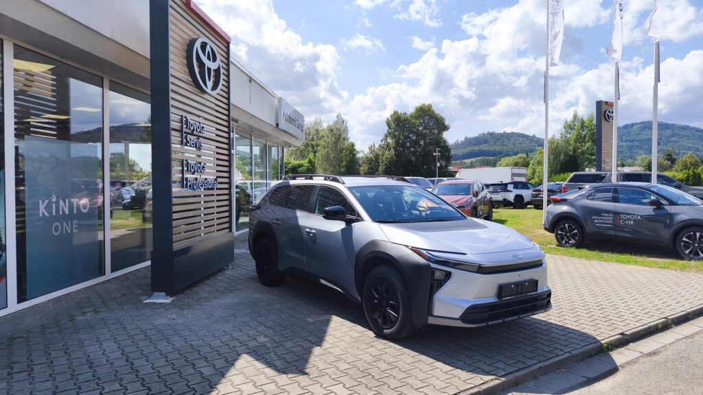 Toyota bZ4X  4X4 - STYLE