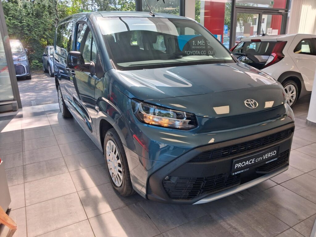 Toyota ProAce  Business 7S, 1.2L (110hp)