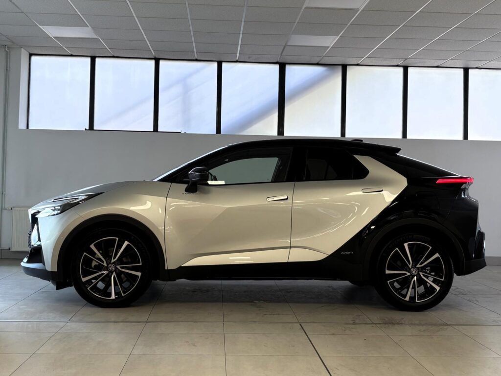 Toyota C-HR  2.0L HEV CVT Executive Premiere Edition 4×4 + ZIMNÍ KOMPLETY ZDARMA