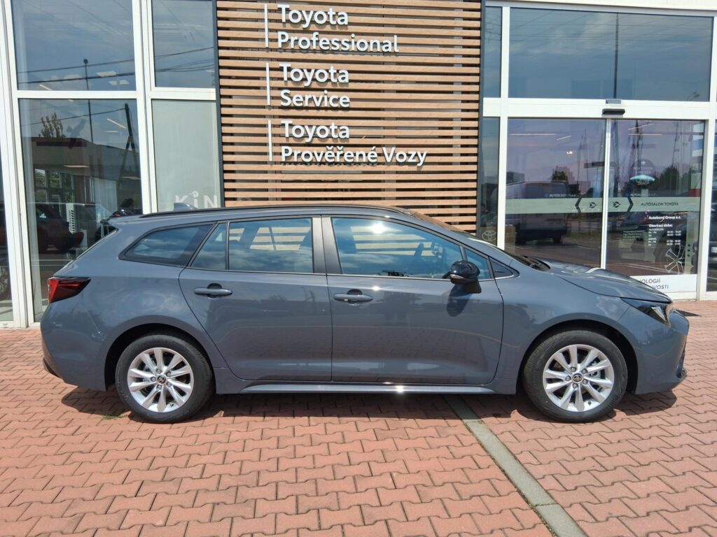 Toyota Corolla  1,8 HEV COMFORT TECH