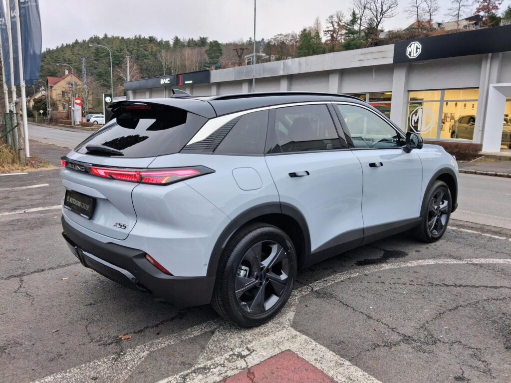 BAIC X55  ALL IN 1.5T 130kW 4×2 7DCT