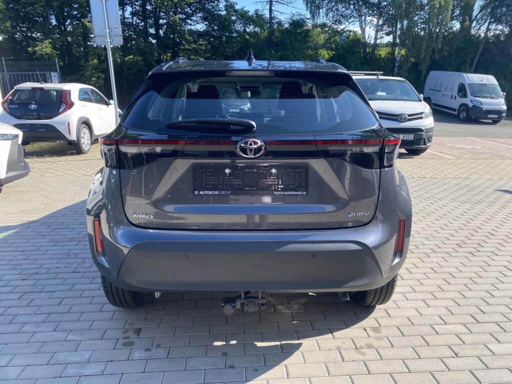 Toyota Yaris Cross  1.5 HEV COMFORT + tažné zař.