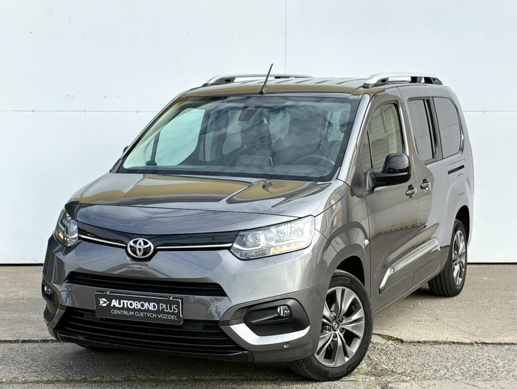 Toyota Proace City  1.2T 130k L2 Family